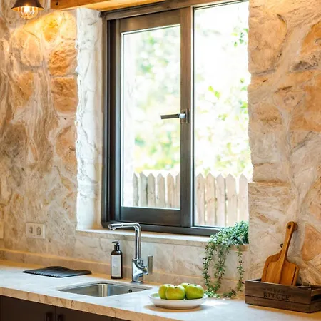 Villa Samas - Doganin Kalbine Kuecuek Bir Kacamak Kaş