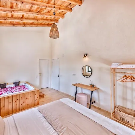 Villa Samas - Doganin Kalbine Kuecuek Bir Kacamak Kaş
